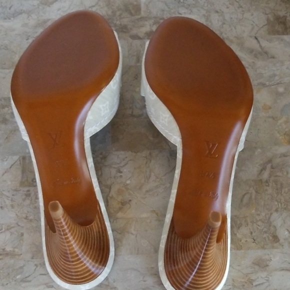 Authentic Louis Vuitton Cream Monogram Heels - Picture 7 of 7